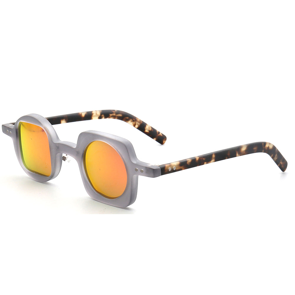 Side view of polarized mismatch sunglasses