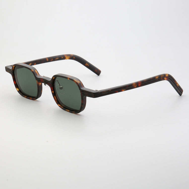 Side view of square polarized tortoise sunglasses