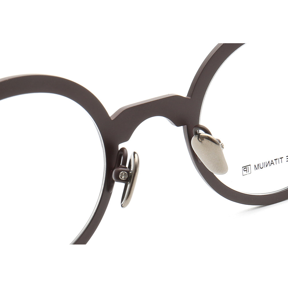 Nose pads of round titanium eyeglass frames